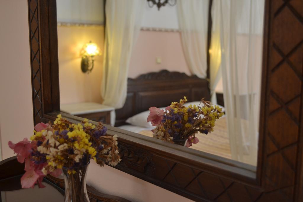 Monte Kristo Hotel Ermoupoli Ngoại thất bức ảnh
