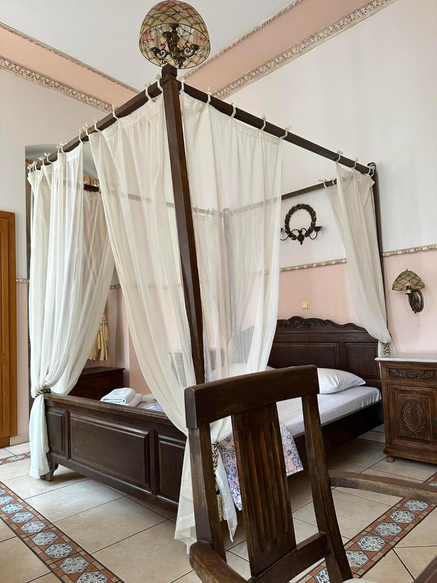 Monte Kristo Hotel Ermoupoli Ngoại thất bức ảnh